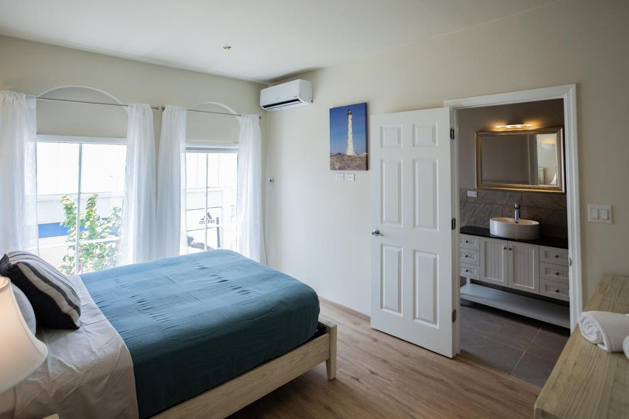 Oranjestad City Suites Ngoại thất bức ảnh